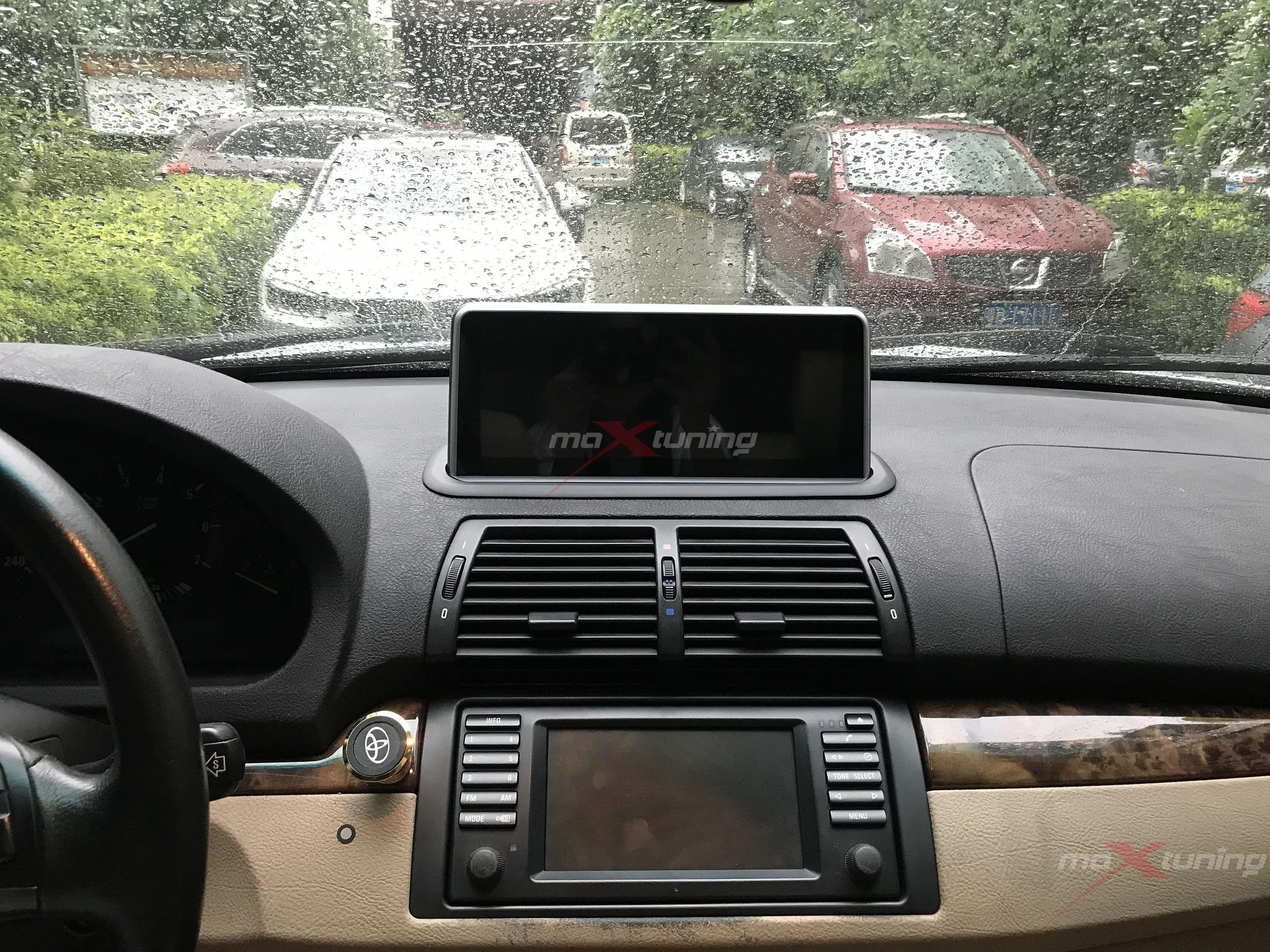 Монитор BMW e53